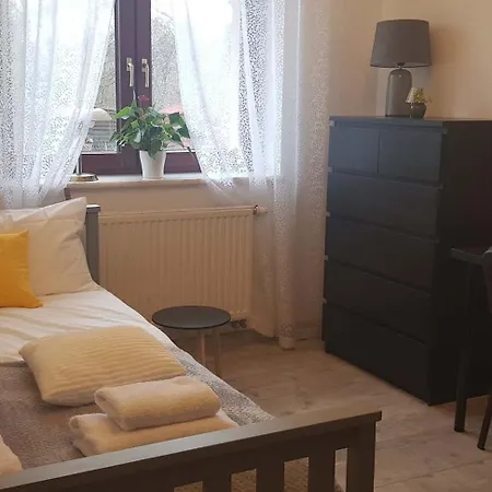 Appartement Przytulny Z Parkingiem Na Przedmiesciach Wroclawia By Renters *